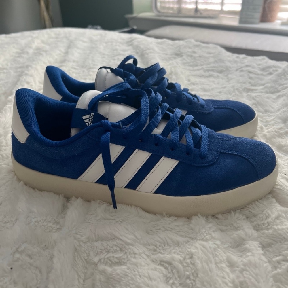 Adidas Men's Royal Blue and White Sneakers